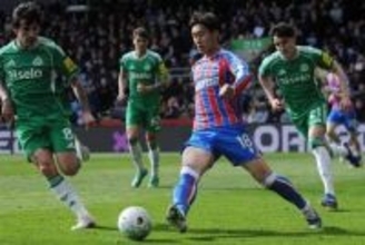 日本代表MFが反撃の起点「勝利に導いた」　14分で流れ変え…現地喝采「ファンの崇拝を集め続ける」