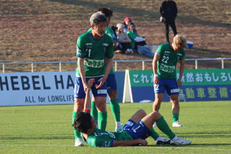 まさかの5部降格…58歳カズ「これもサッカー」　プロ40年目は「怪我の多い1年だった」