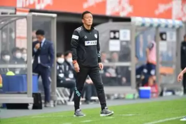 J3讃岐が大嶽直人監督と来季の契約更新を発表 「さらに進化した姿をお見せできるよう」