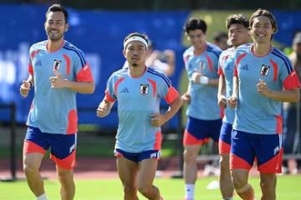 長友佑都が森保Jの結束を実感「一つになった」　選手ミーティングで伝えた「今回は違う」