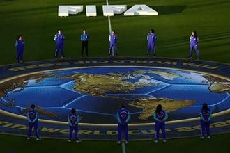 ユニフォーム破れ頻発「素材は何」　過去にも話題…選手苦言「コンドーム作らないで」