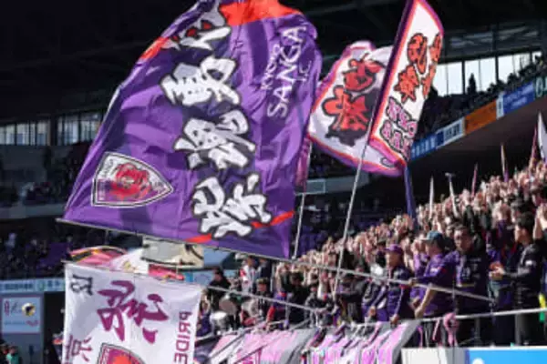 任天堂スポンサーの新ユニが「センスめっちゃいい」　人気ゲームキャラ採用で「爆売れ確定！」