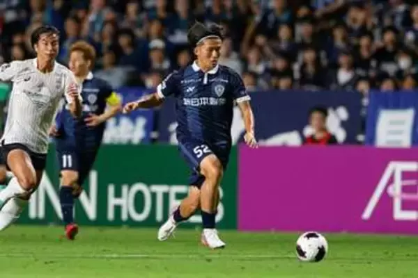 J1デビューを果たした18歳が「まさに中村敬斗」　出で立ちもソックリ…ファン期待「大物感」