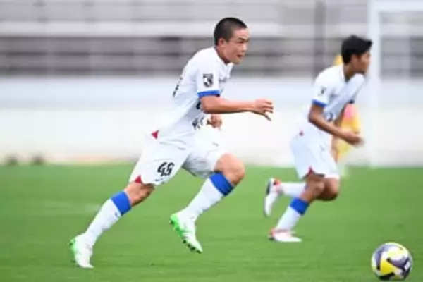 17歳でJ1デビューした「鹿島のエンバペ」　クラブ最年少記録…海外注目「日本サッカー界が期待」