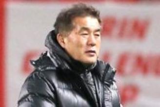 苦労した外国人監督との「主導権争い」　“現場”vs“強化”…求められる「パラレルな関係」