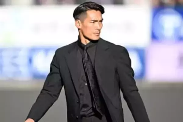 槙野監督の“愛のゲキ”が炸裂「ホントに1年目かよ」　ロッカールーム舞台裏が「雰囲気最高です」