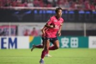 “心理戦”なんのその「うまく蹴れた」　2分半ストップも…香川真司が見せた風格