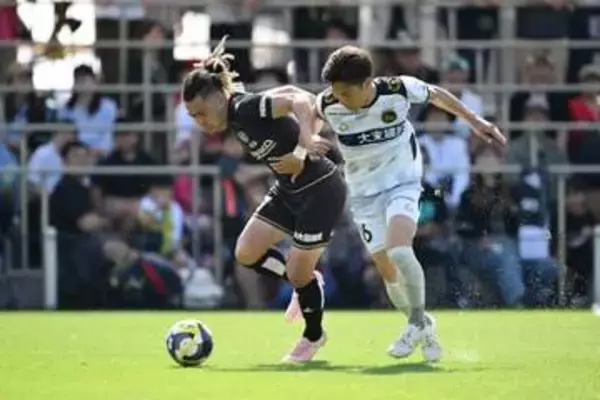 日本代表映画に…まさかの人物「おもろすぎる」　中山雅史、中村俊輔と並び「一人現役」