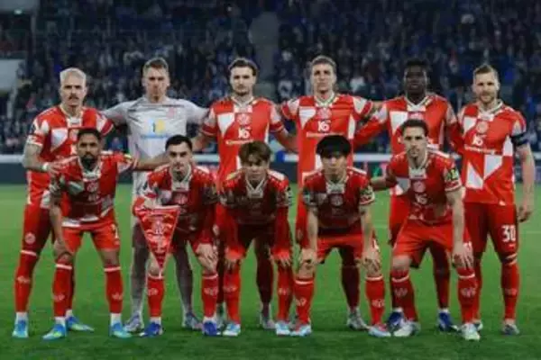 欧州で前代未聞の“行為”「幼稚園レベル」　乱闘にまで発展…現地報道「怒号が飛び交った」