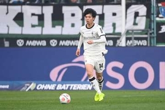 日本人がまさか…投入直後に「乱闘に巻き込まれる」　ファン驚愕「しっかり仲裁してた」