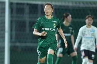 ライバルに電撃移籍「ブーイングされるかなと」　古巣と初対決…決定機演出の44歳は「すごく新鮮」