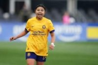 “日本人10番”の衝撃弾「ロケットだ」　新天地デビュー戦…豪快な一撃が「GKこりゃ取れん」