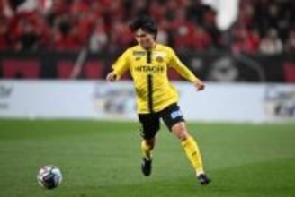 柏MFの一発退場「著しく不正なプレー」　“過剰な力”で相手を踏み…2試合出場停止＆罰金20万円