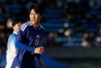 日本の”10番”が「凄すぎる」　逆足での冷静な一撃が話題「こんな落ち着いて決められる？」