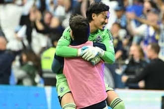 海外日本人GKが「活躍しすぎ」　超絶アシスト炸裂…高速フィードで演出「鳥肌立ったわ」