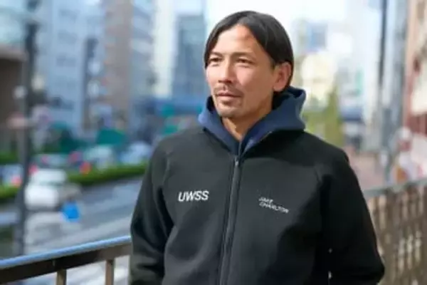 日本代表が海で学生と練習「決まらなきゃ引退」　7時間のバス移動、夕食はピザ…辿り着いた壮絶リーグ