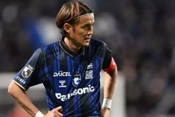 宇佐美貴史のゴールが「別格」　25m級のFK弾…鮮烈2発にファン仰天「えげつなくて最高」