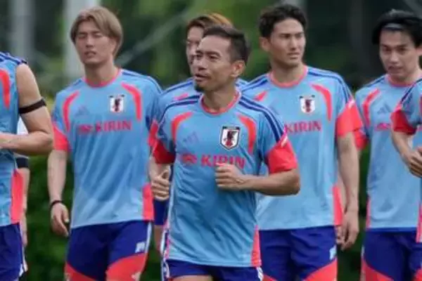 長友佑都、メンバー発表後「細胞が10歳くらい若返った」　髪色変更は…「頭皮と相談します」