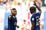 「最後の最後で「最もクレイジーな試合」 前半4失点から猛追…仏紙「屈辱的な大敗を免れた」」の画像1