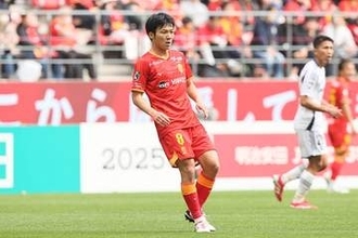 J1通算226試合ボランチが「本当に来た」　最下位へ電撃移籍…実力者加入で「楽しみ」