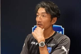 ファンに聞いた「横浜FCのサッカーって何ですか？」　監督就任も苦戦…取り組んだ「小学生がやる練習」