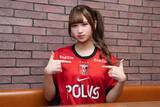 「自作ノートで分析　異色の“戦術オタク”アイドル、浦和レッズとの「運命」の出会い」の画像1
