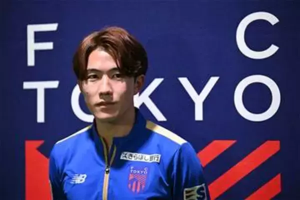 愛するクラブに別れ「言葉で表すのは難しい」　19歳の佐藤龍之介が誓った「良いニュース」