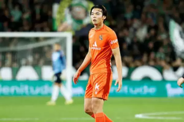20歳日本人は「伊藤洋輝のようなタイプ」　初のトップ帯同…ソシエダ監督が注目「左足の質がとても良い」