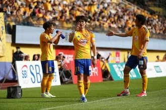 2年前まで“バイト生活”→名門移籍の苦労人　監督は懸念も…逆転弾で貫いた「一番は僕だ」
