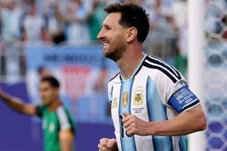 メッシがW杯史上初、6大会連続出場の偉業達成　アルジェリア戦にスタメン出場