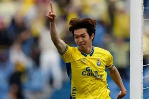 「25歳日本人が「光輝いている」　J1から移籍で大活躍…今季4ゴール目で現地称賛「完璧にフィットした」」の画像