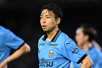 引退発表→6か月ぶり復帰で「ほんまに役者」　貫禄のジャンピングボレー弾に「10年前に時が戻った」