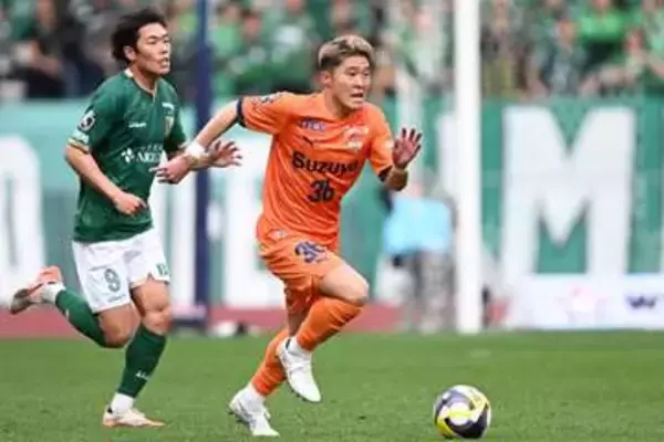 独移籍の22歳日本人は「求められたことはできていた」　ついに全体練習に合流…指揮官絶賛「非常に順調」
