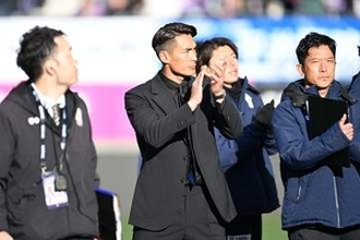 槙野智章監督が「通訳付き笑った」　試合後に脅威の4か国目を披露…ファン衝撃「なんで普通に喋れるんだよ」