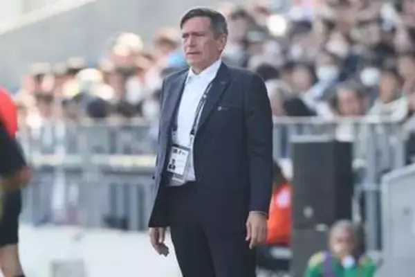 「昨年から始まっていた“政権交代”　長崎合宿の真実…アジア杯制覇→電撃退任の舞台裏」の画像