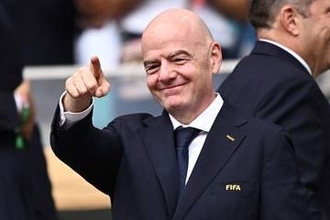 「二度とサッカーに関わらないで」　FIFAのW杯売却案撤回…事実上の白旗も怒り心頭「信用は出来ない」