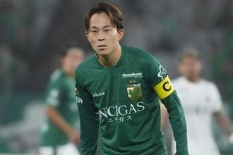 J1で唯一の未勝利「正直難しい」　ダービーで屈辱の大敗…試合後にサポから言われた「背中を押すから」