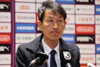 福岡・金明輝監督が契約更新「引き続き指揮」　クラブが公式発表…2026-2027シーズンまで延長