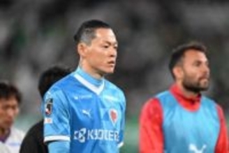 激似ユニに反響「こりゃ勘違いしてしまうわ」　元守護神が健在…反応が「バケモノや」