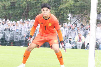 PK戦で怒涛の3連続セーブ「止めすぎ」　選手権の切符獲得…神がかりプレーが「エグかった」