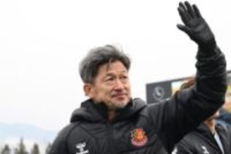 カズ、移籍後最長30分間プレー「大丈夫。問題ないよ」　相手監督は元同僚…温めた旧交