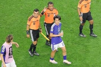 中村敬斗ソックス問題…Jリーグは「競技者に任せる」　JFAが回答「いいとか悪いとか言うことではない」