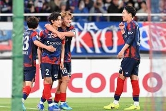 5発快勝も…試合後にすぐ「鹿島勝ってるよ」　残り6試合、首位追走で「もっとヒリヒリ」