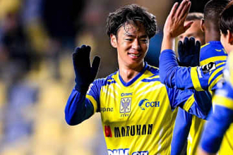 PKで驚愕キック「日本人で見たことない」　相手GKを嘲笑う…即興で「やっぱ天才だわ」