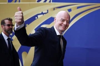 FIFA会長への非難続々「ブラッターの方がマシ」　W杯売却案に皮肉も…英紙「美しいゲームに対する攻撃」