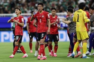 韓国代表が「普通に強いな」　W杯初戦…チェコ相手に序盤から猛攻「イ・ガンインがやばいな」
