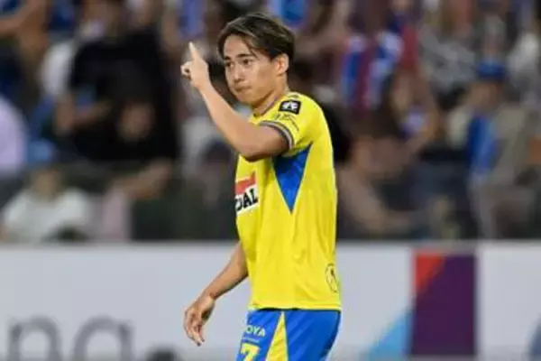 21歳日本人に訪れた「不幸な出来事」　前半13分で2ゴール関与も…チャンス逸に現地注目