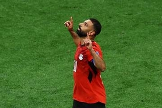英雄サラー「信じられない」　プレミア得点王4回も…遠かった初勝利「どう表現すれば」