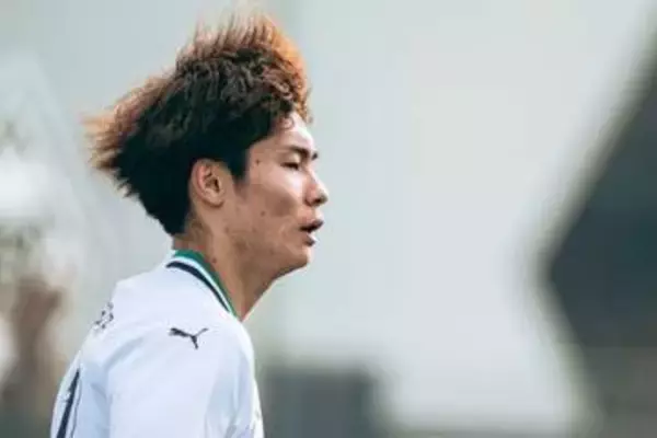 選手権得点王→即欧州のFWが「ナイスゴール」　完璧な抜け出し…22歳の誕生日弾が「落ち着いてる」