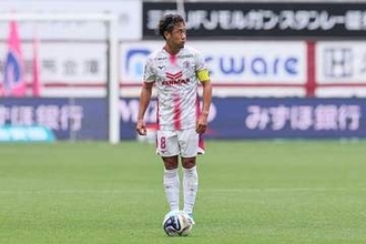 香川真司の自宅公開「オシャレすぎ」　213万円の家具も…ファン驚愕「広すぎてセグウェイある」